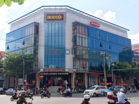 Toà nhà Ricco Đà Nẵng nằm trền đường Nguyễn Hữu Thọ